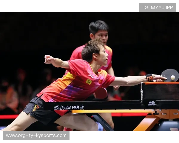 体育赛事吸引眼球，观众尽情欢乐，精彩的体育赛事的审美体验