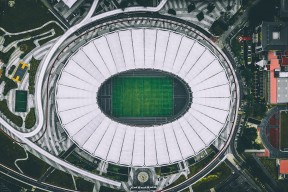 海地举办国际铁人三项赛吸引众多跑者，国际铁人三项内容